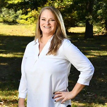 Julie G.